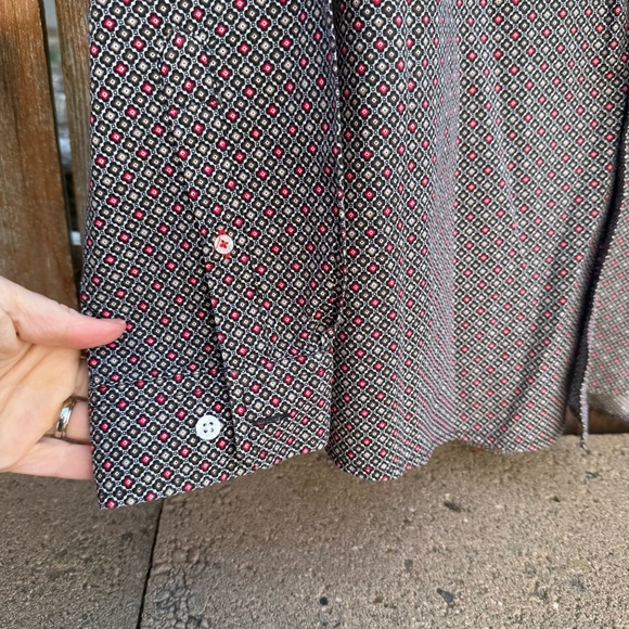 CINCH Men’s Red Black Brown Patterned Long Sleeve Button Down Shirt Size Medium - Picture 6 of 10